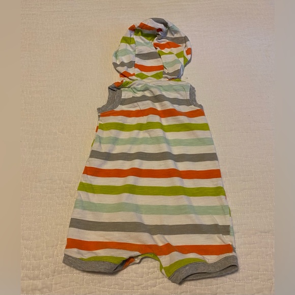 Bundle of baby clothes (some are new without tags) Sz 6-12 Months - Picture 13 of 14